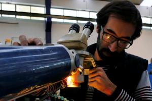 Funcionário da empresa Costa Dias Plásticos